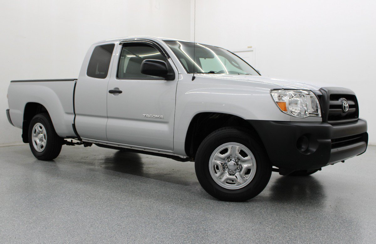 Used 2010 Toyota Tacoma 2WD Access Cab image 1
