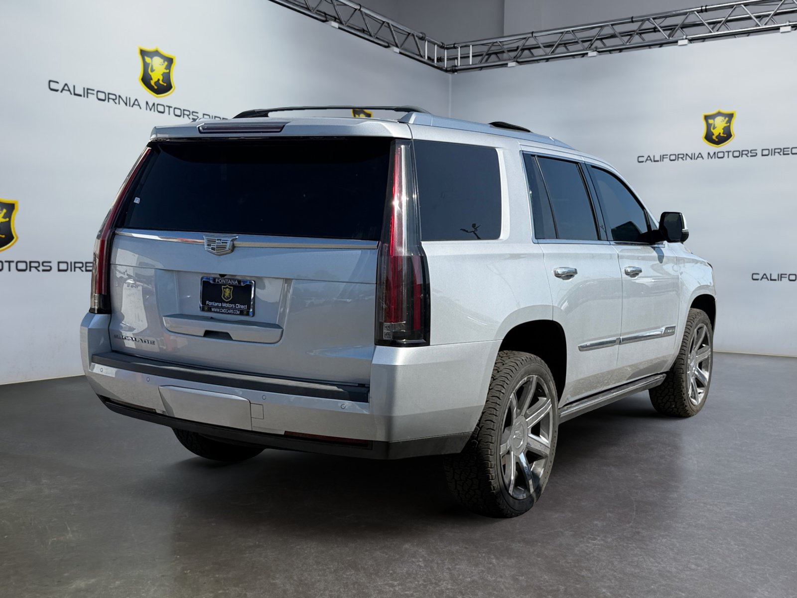 Used 2016 Cadillac Escalade Premium AWD/4WD image 5
