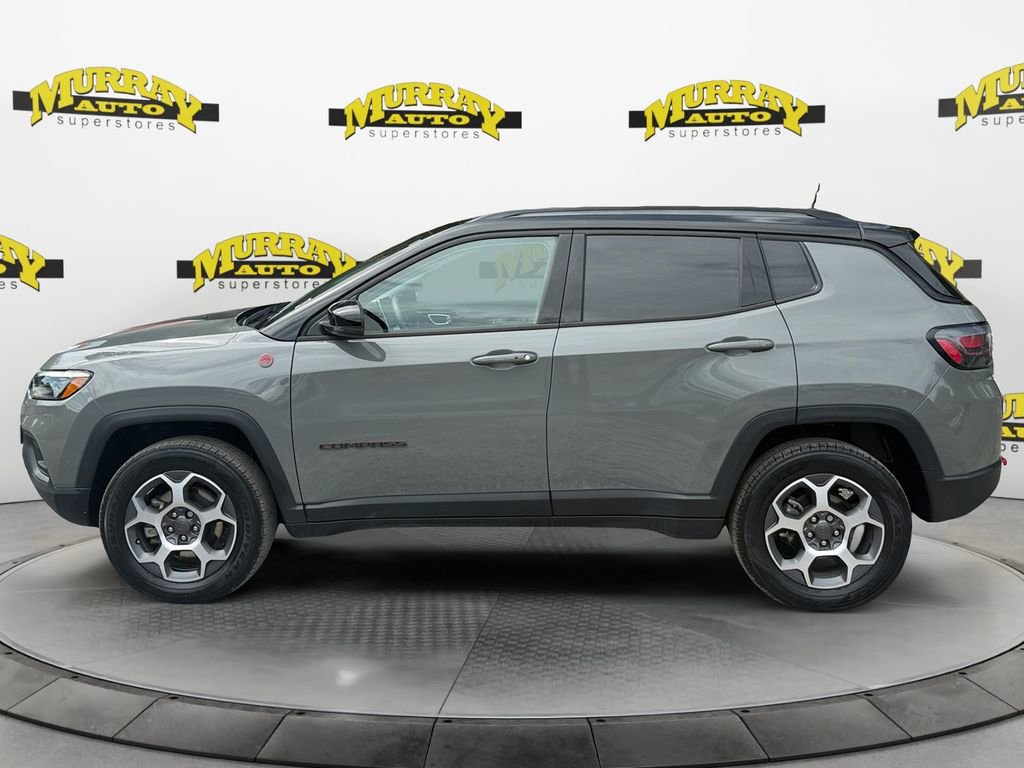 Used 2022 Jeep Compass Trailhawk w/ Trailhawk Elite Group AWD/4WD image 2