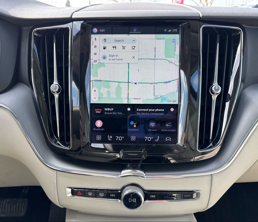 Certified 2023 Volvo XC60 B5 Core w/ Climate Package image 9