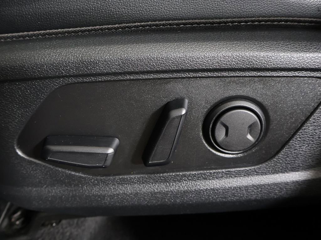 Used 2024 Kia Sportage X-Line w/ X-Line Premium Package image 35