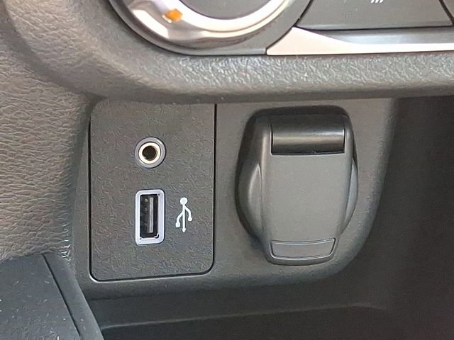 New 2025 Nissan Versa S w/ Trunk Package FWD image 20