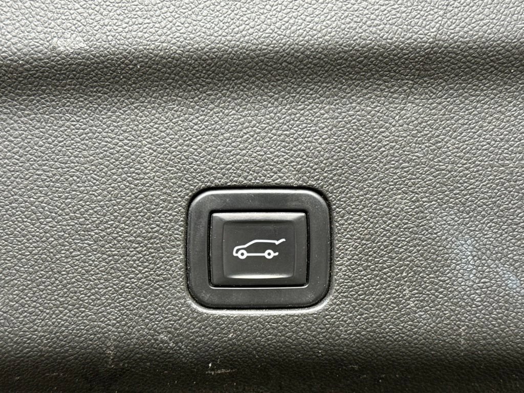 Certified 2023 Chevrolet Tahoe LT AWD/4WD image 45