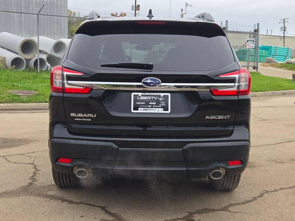 Certified 2025 Subaru Ascent Premium AWD/4WD image 17