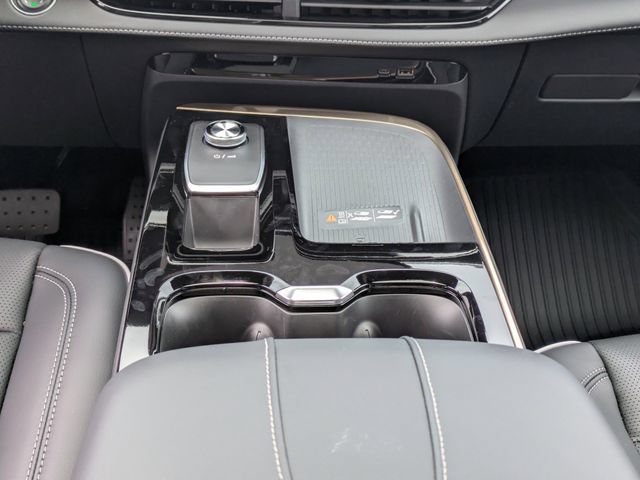 New 2026 Buick Enclave Avenir w/ Super Cruise Package FWD image 24