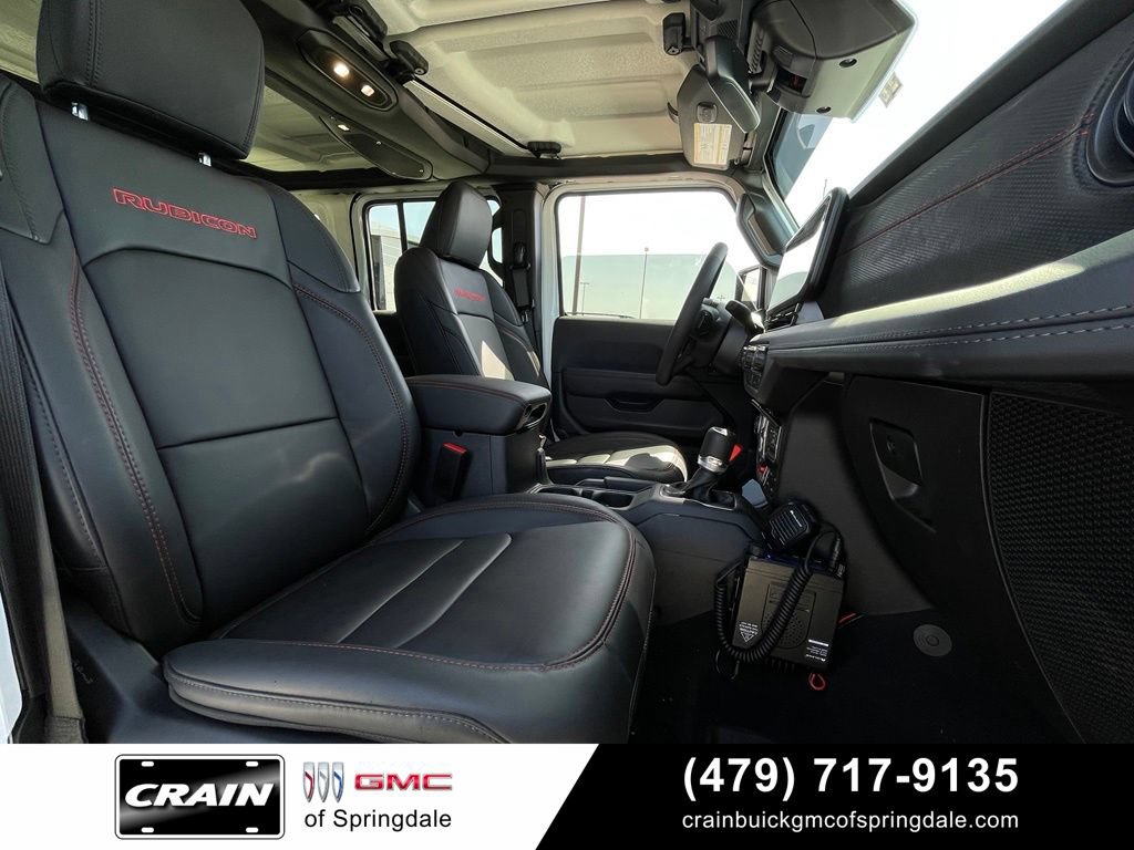 Used 2026 Jeep Wrangler Unlimited Rubicon w/ Technology Group AWD/4WD image 30