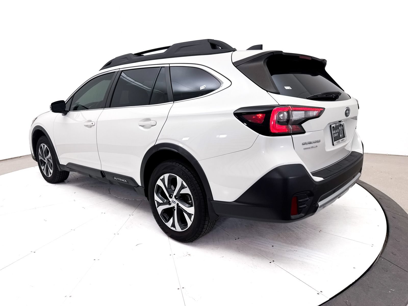Used 2020 Subaru Outback Limited AWD/4WD image 16