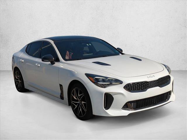 Used 2022 Kia Stinger GT-Line w/ Sun & Sound Package RWD image 3