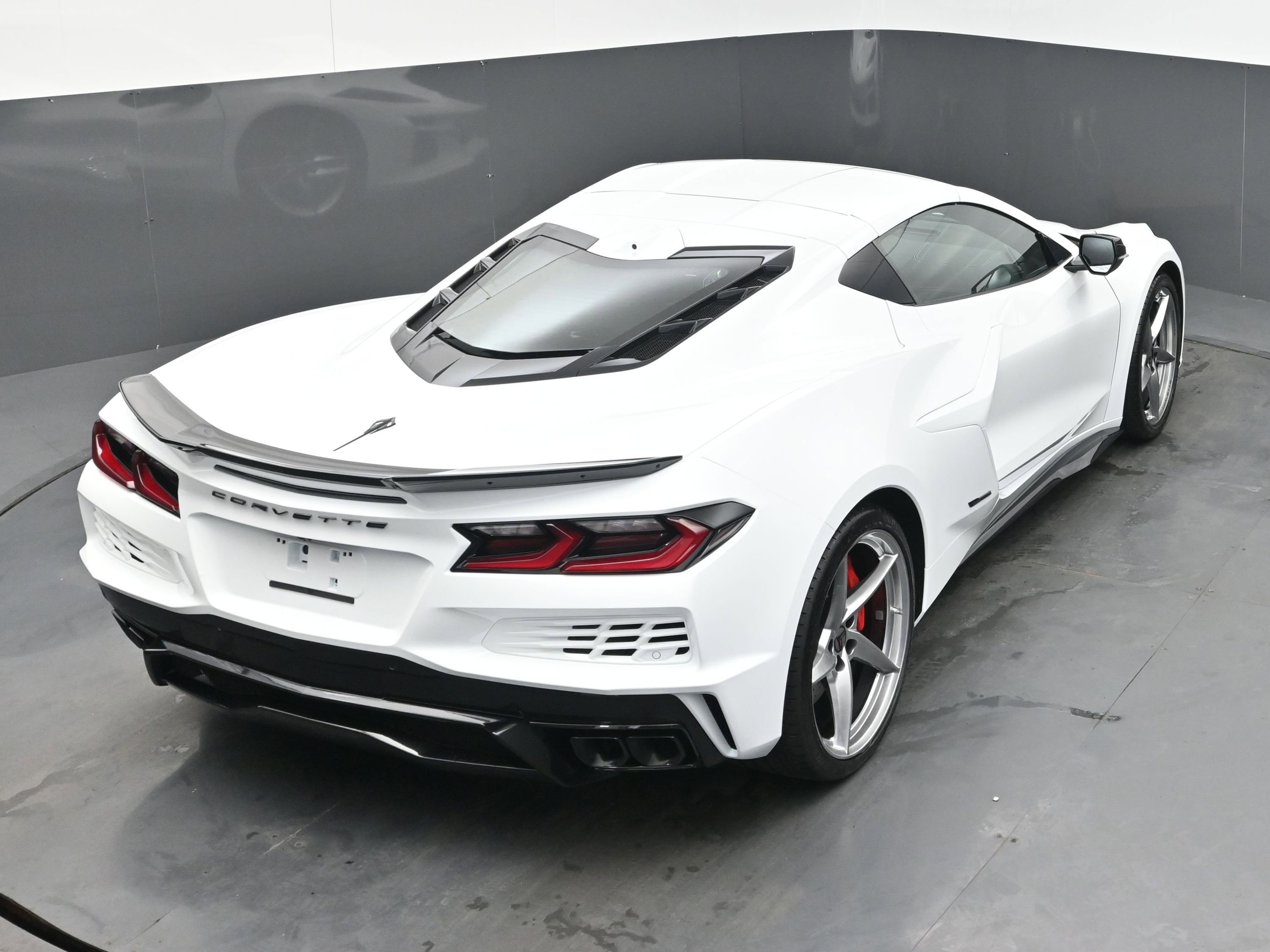 New 2025 Chevrolet Corvette E-Ray image 28