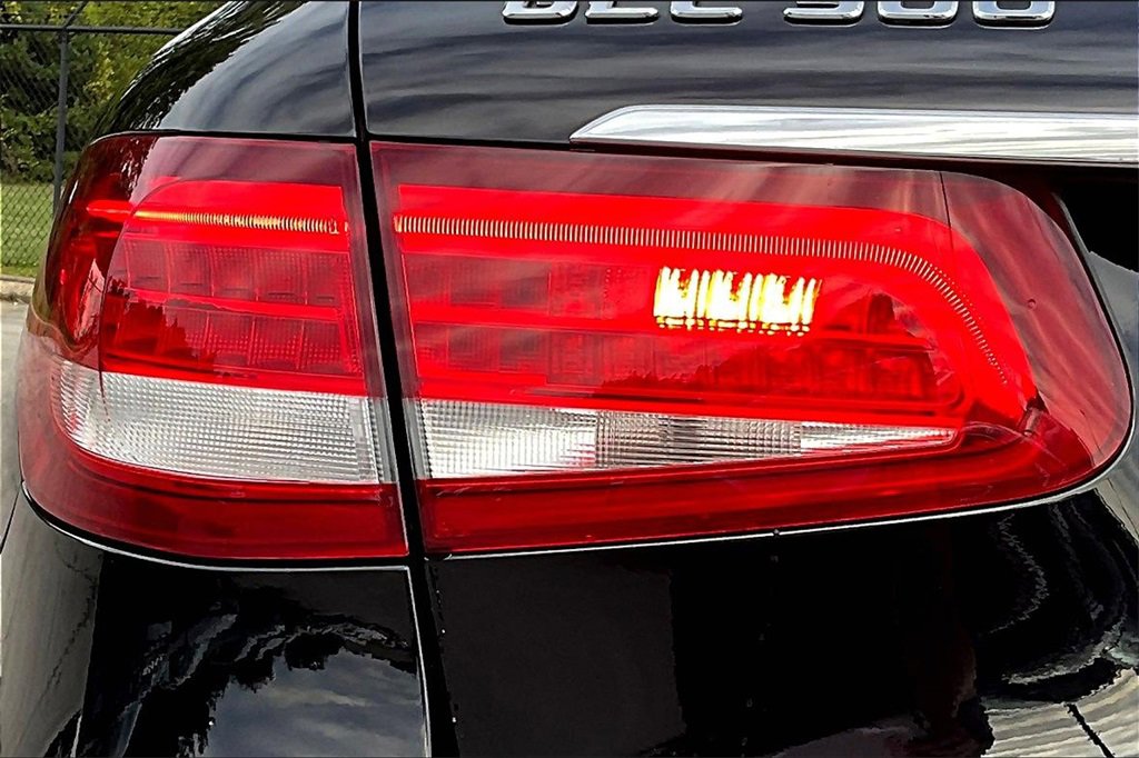 Used 2019 Mercedes-Benz GLC 300 4MATIC image 29