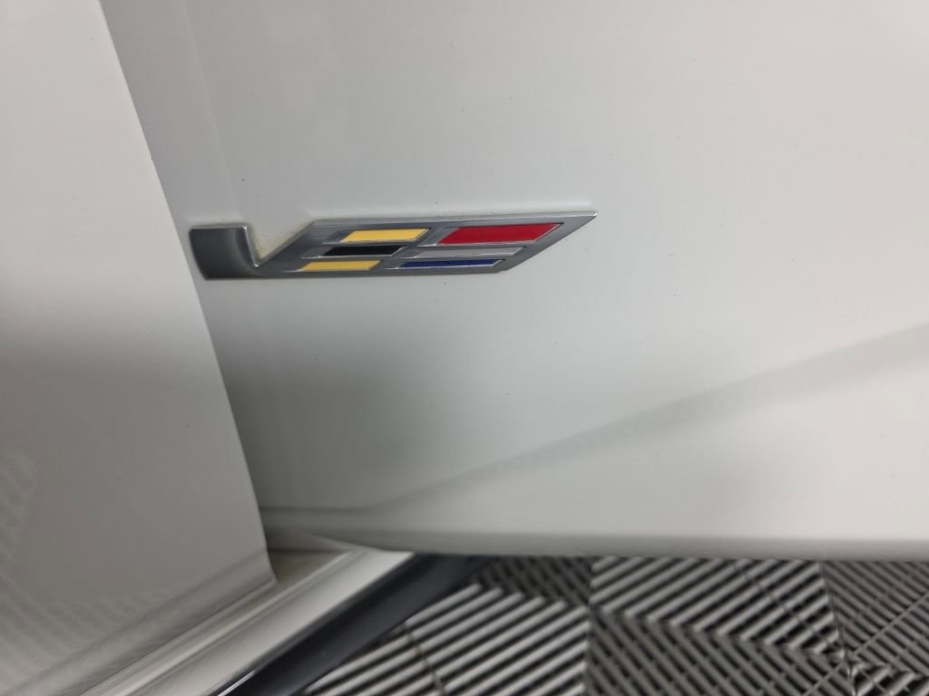 Used 2021 Cadillac CT4 V w/ Technology Package image 11