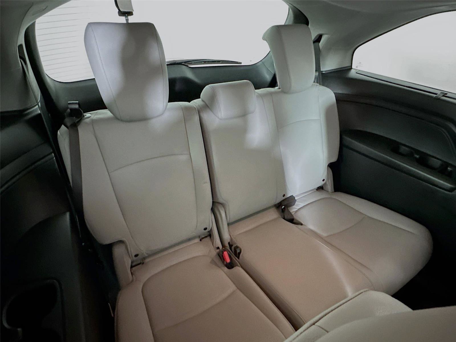 Certified 2022 Honda Odyssey Touring image 28