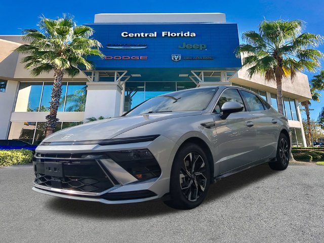 Used 2025 Hyundai Sonata SEL FWD image 9