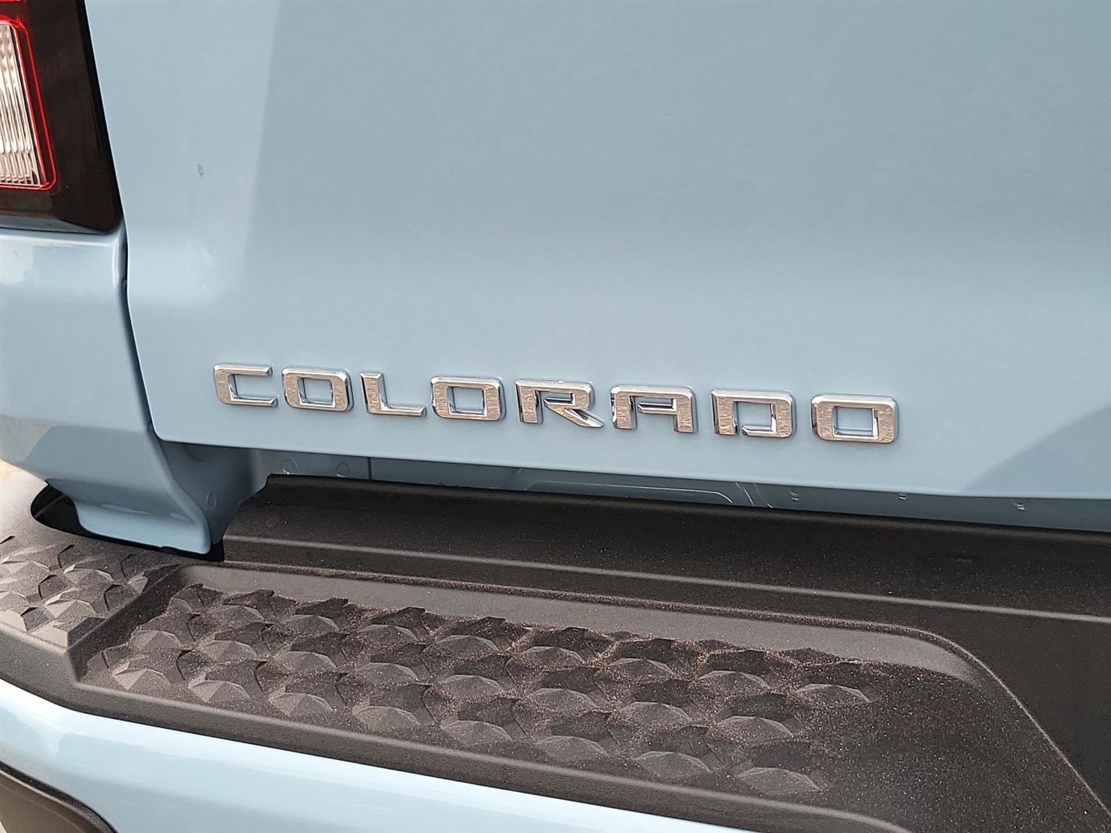 New 2025 Chevrolet Colorado LT w/ LPO, Tailgate Decal Package image 29