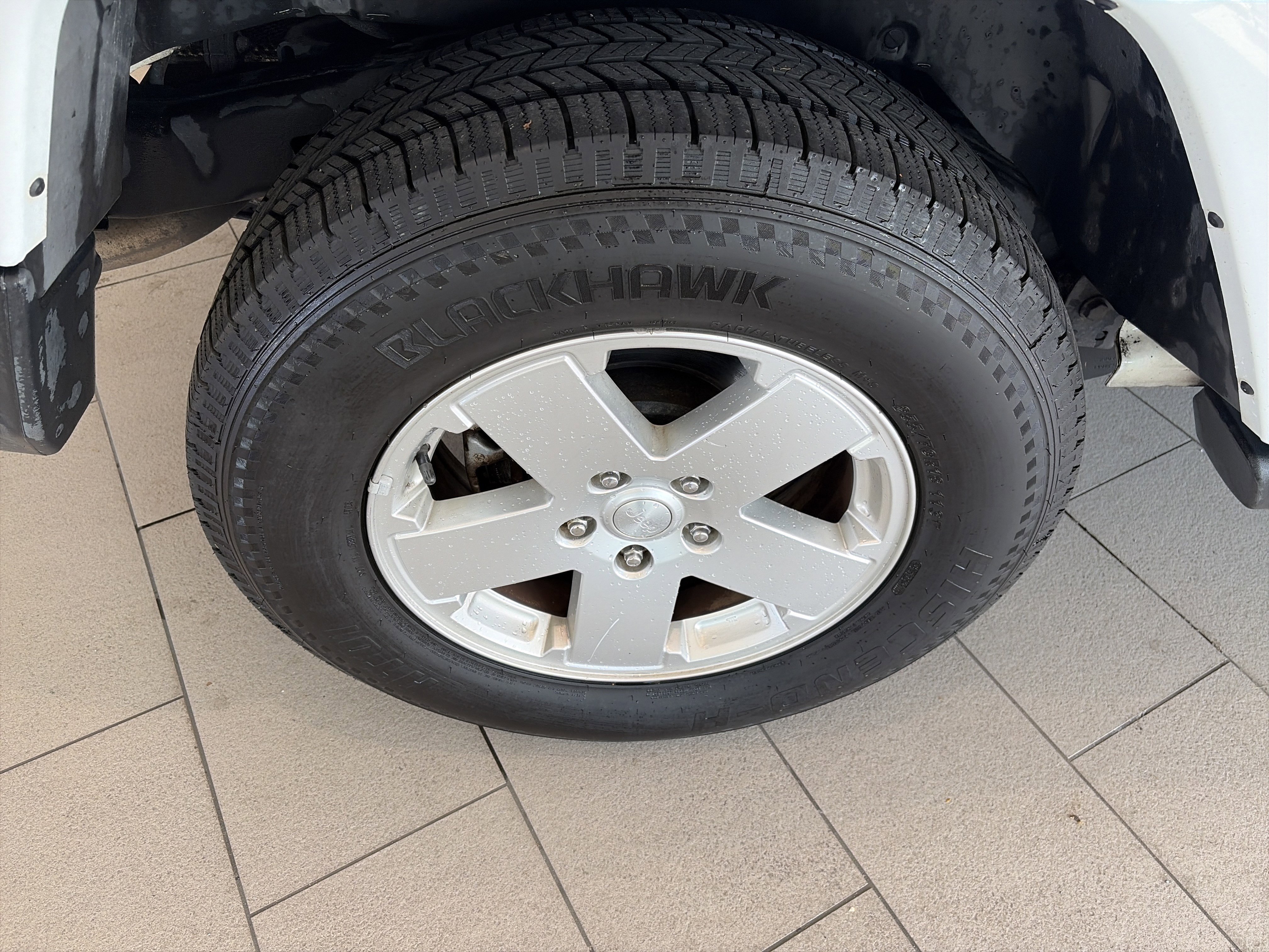 Used 2012 Jeep Wrangler Unlimited Sahara w/ Connectivity Group image 17