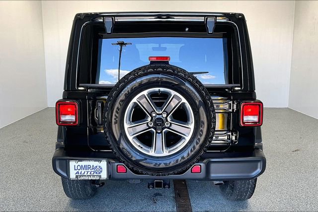 Used 2023 Jeep Wrangler Unlimited Sahara w/ Cold Weather Group AWD/4WD image 6