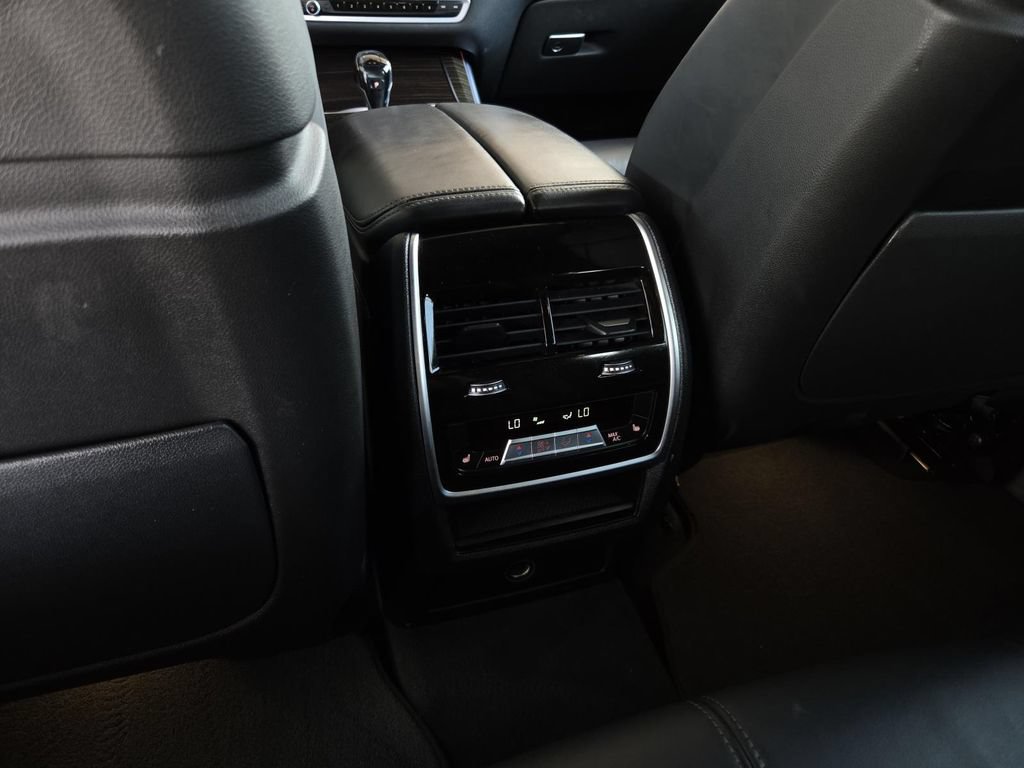 Used 2020 BMW X5 xDrive40i w/ Premium Package AWD/4WD image 17
