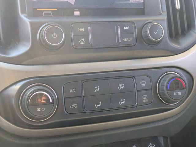 Used 2022 Chevrolet Colorado Z71 w/ Safety Package image 16