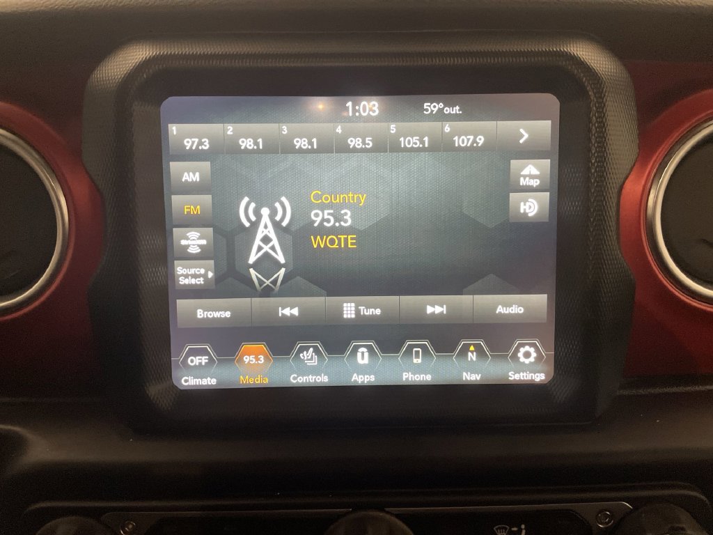Used 2023 Jeep Wrangler Rubicon w/ Cold Weather Group AWD/4WD image 8