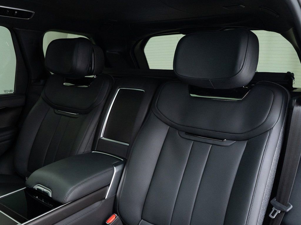 Used 2023 Land Rover Range Rover SV AWD/4WD image 27