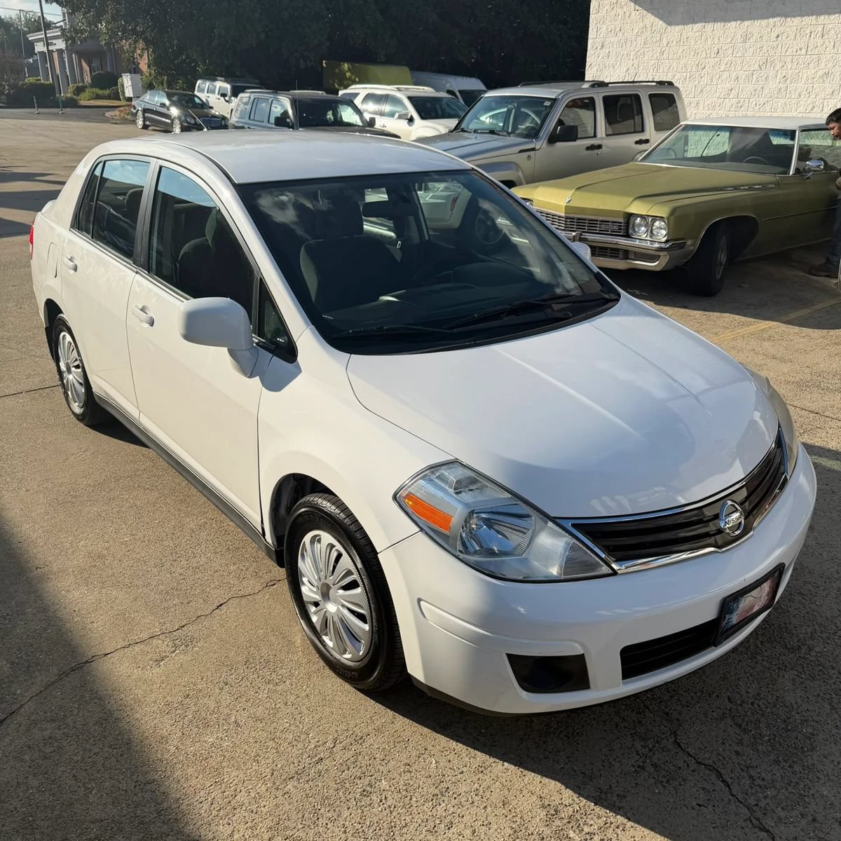 Used 2011 Nissan Versa 1.8 S w/ PWR Plus Pkg FWD image 2
