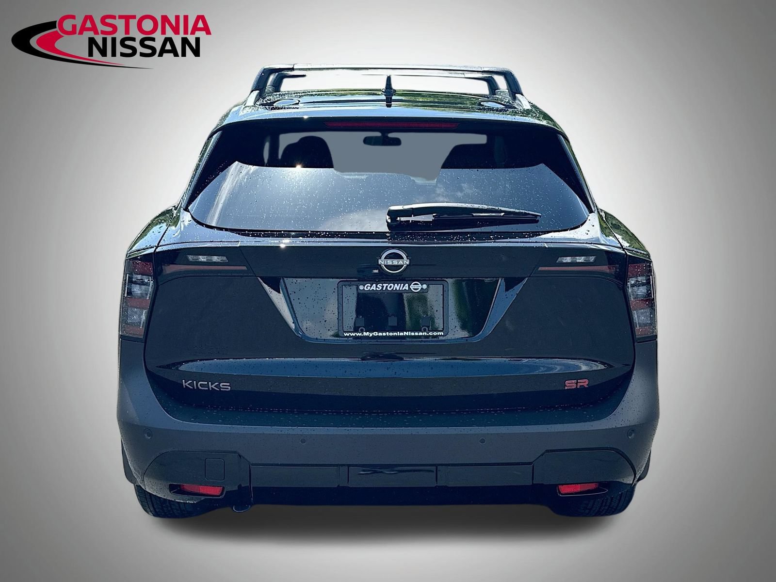 Used 2026 Nissan Kicks SR FWD image 7