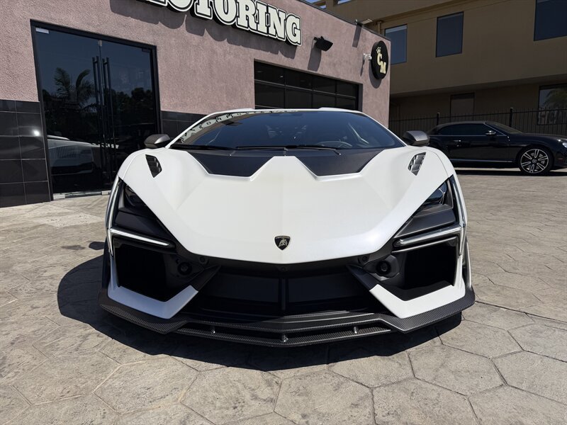 Used 2026 Lamborghini Revuelto AWD/4WD image 3