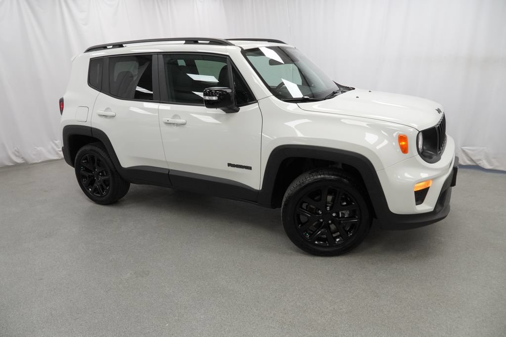 Certified 2023 Jeep Renegade Altitude AWD/4WD image 10
