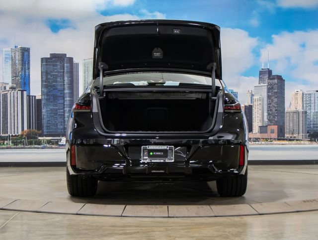 Used 2026 BMW 740i xDrive image 12