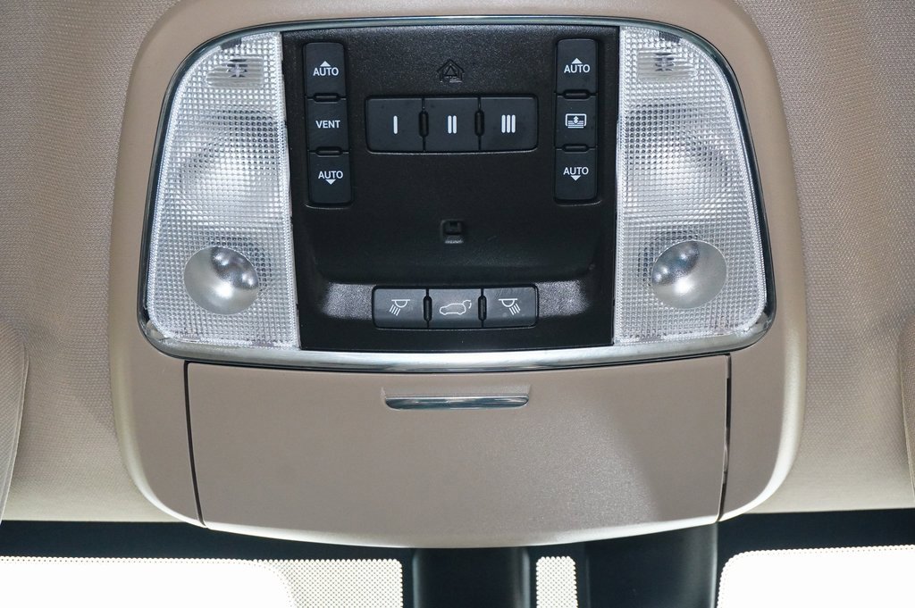 Used 2021 Jeep Grand Cherokee Limited image 18