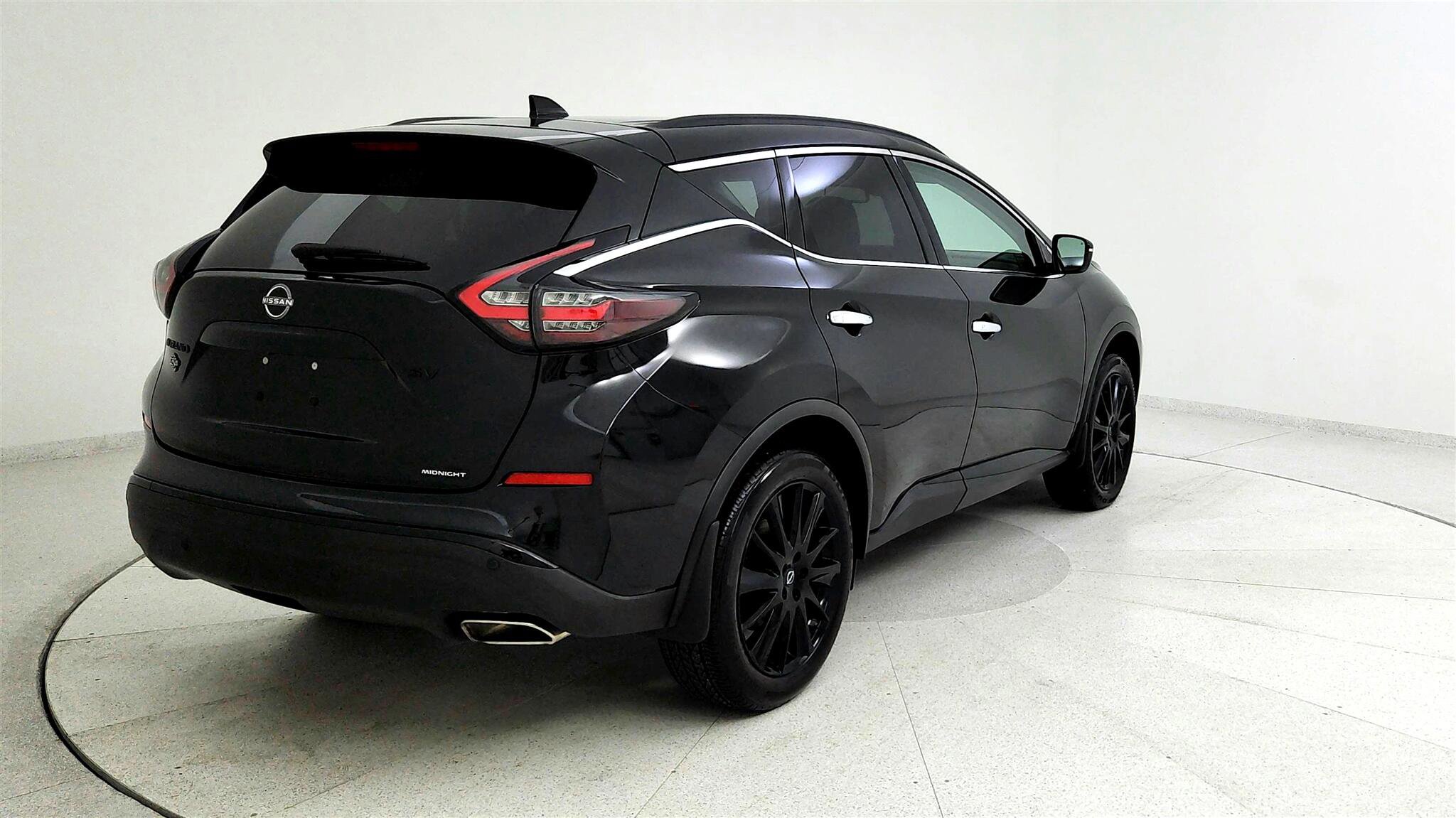 Used 2024 Nissan Murano SV w/ SV Midnight Edition Package image 4