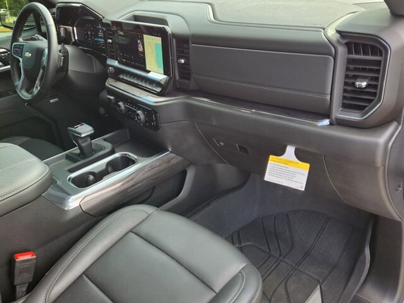 Certified 2024 Chevrolet Silverado 1500 LTZ image 14