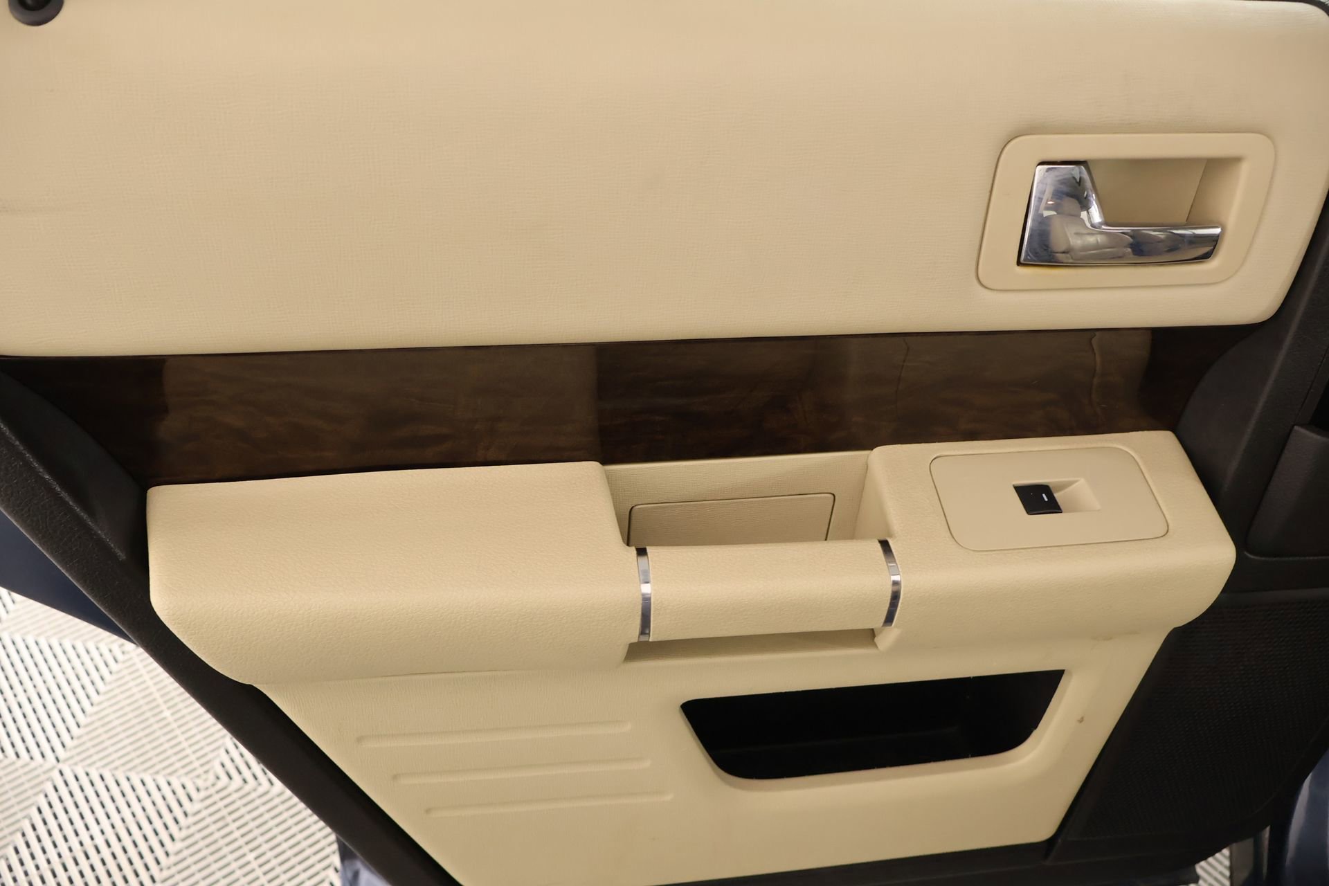 Used 2019 Ford Flex Limited w/ Equipment Group 301A image 17