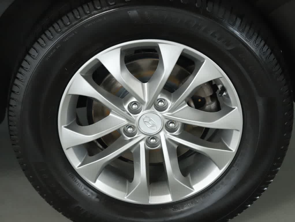 Used 2020 Hyundai Santa Fe SE FWD image 39