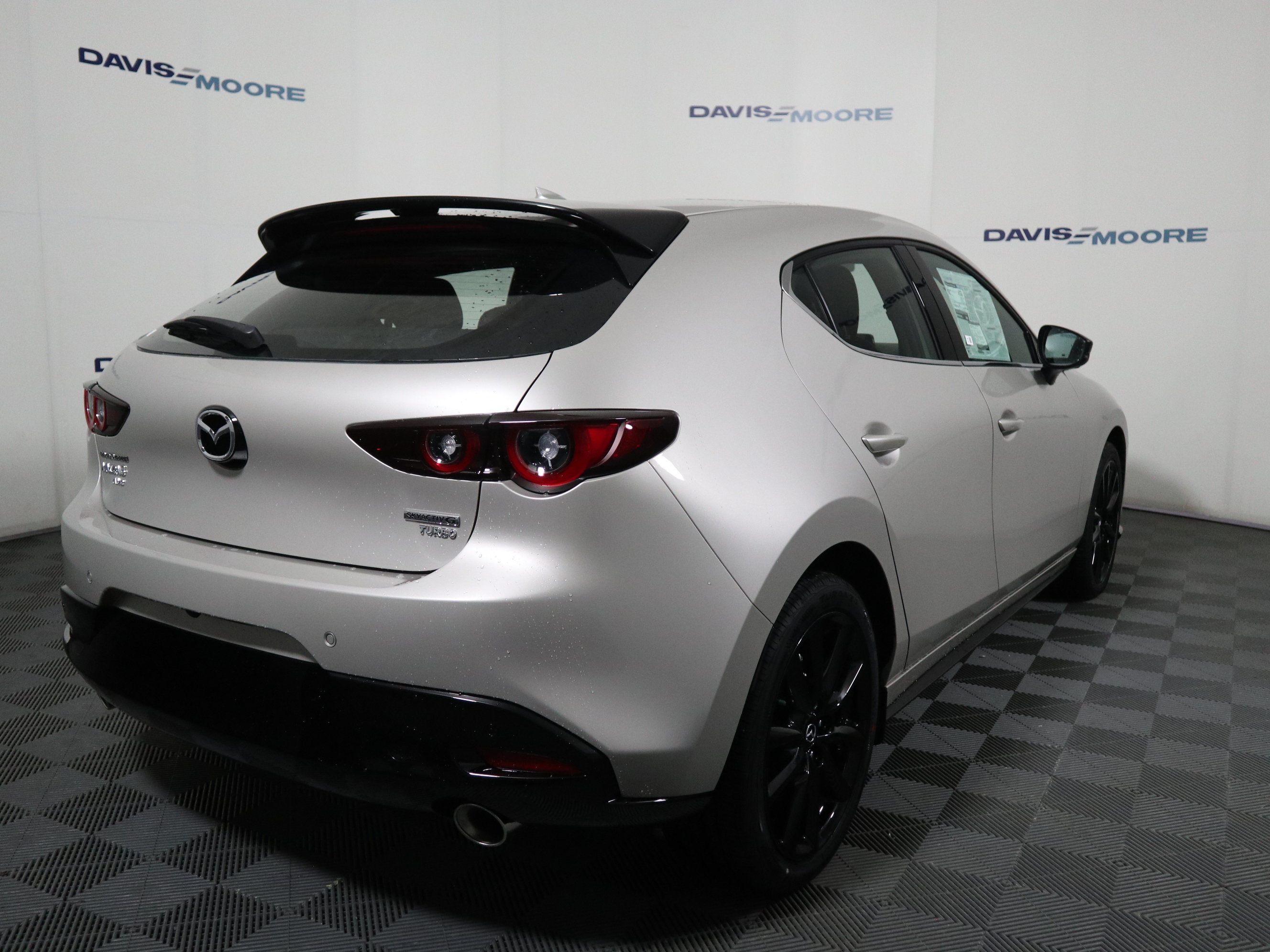 New 2026 MAZDA MAZDA3 Hatchback w/Premium Plus Pkg AWD/4WD image 4