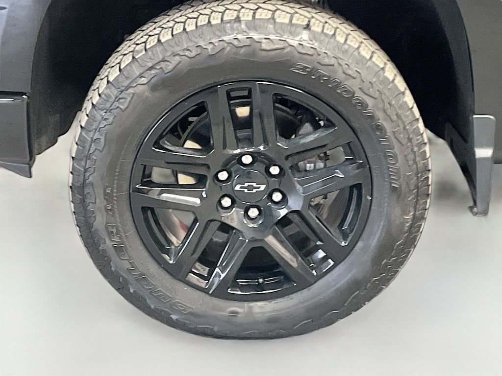 Used 2025 Chevrolet Silverado 1500 Custom Trail Boss image 30