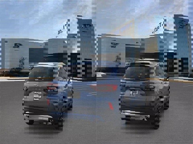 New 2026 Ford Escape SE w/ PHEV Premium Package image 8