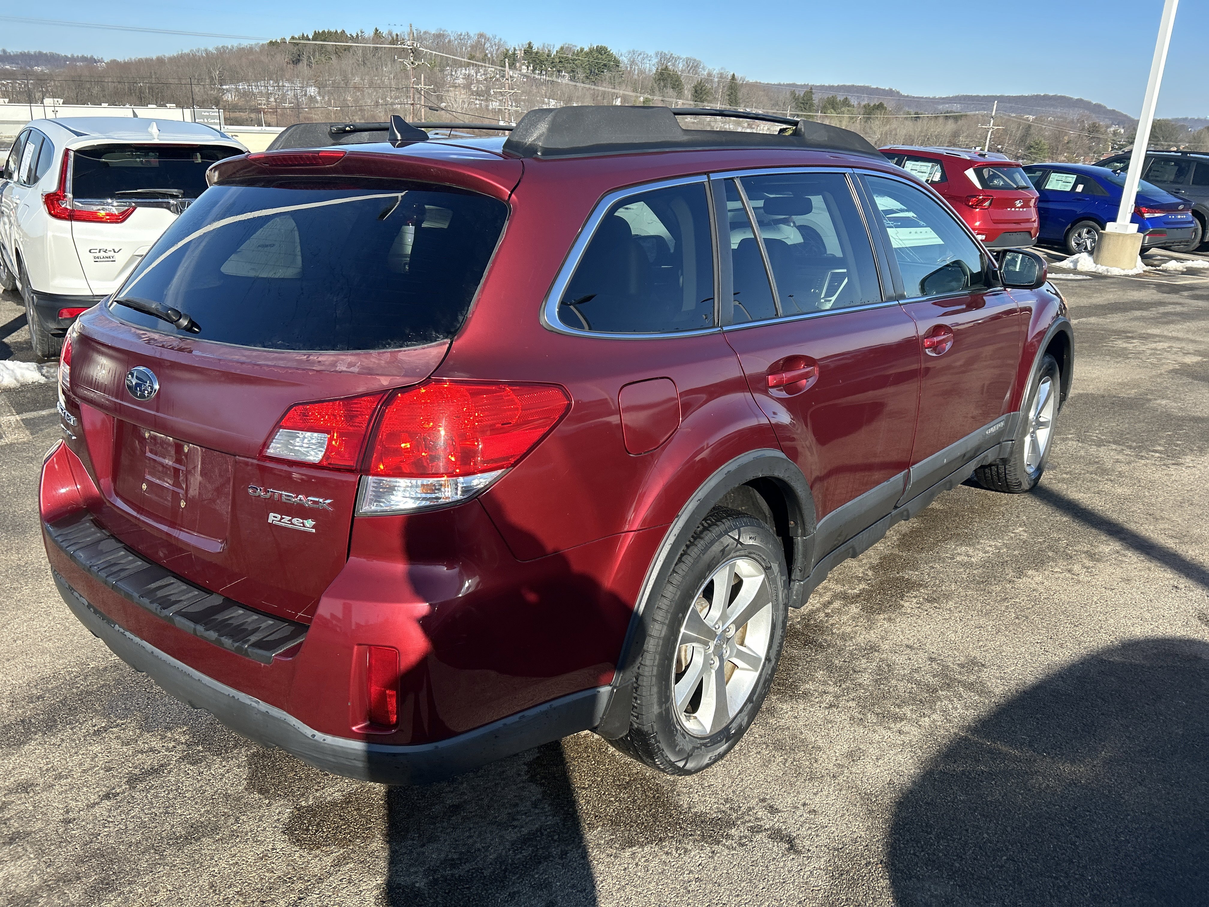 Used 2013 Subaru Outback 2.5i Limited w/ Moonroof Pkg image 6