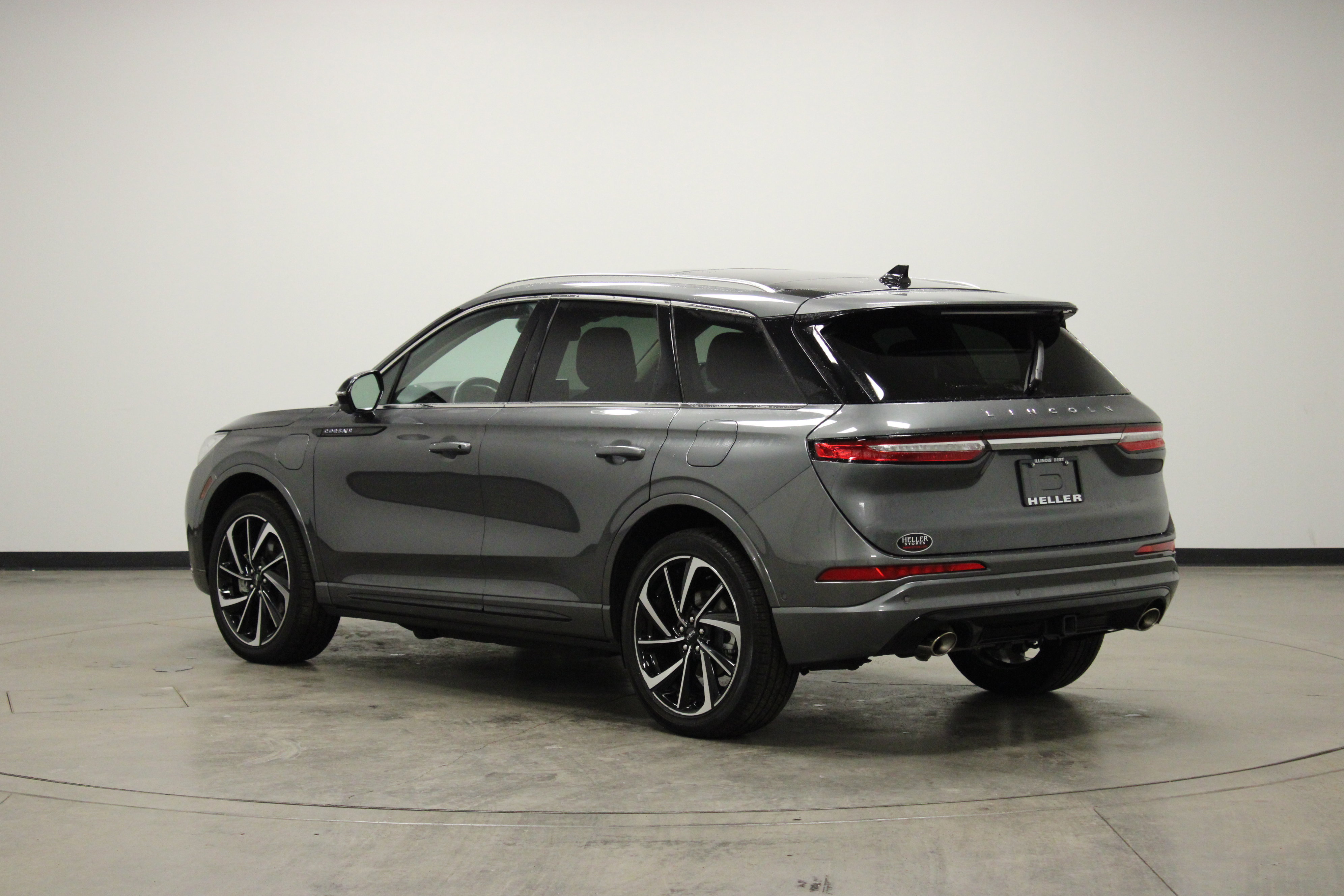 Used 2023 Lincoln Corsair Grand Touring image 6