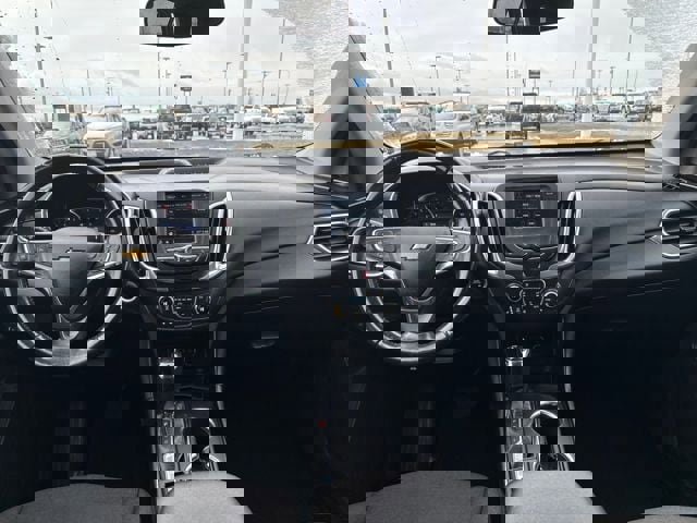 Used 2019 Chevrolet Equinox LT image 12