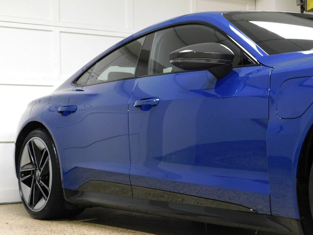 Used 2022 Audi RS e-tron GT AWD/4WD image 11