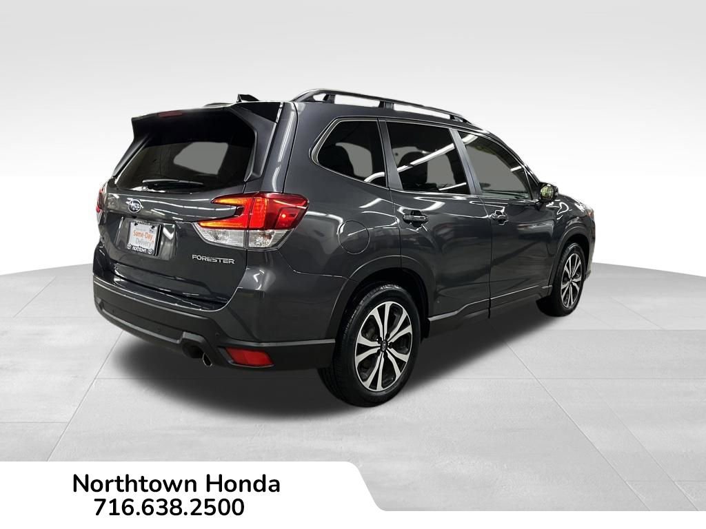 Used 2024 Subaru Forester Limited image 21