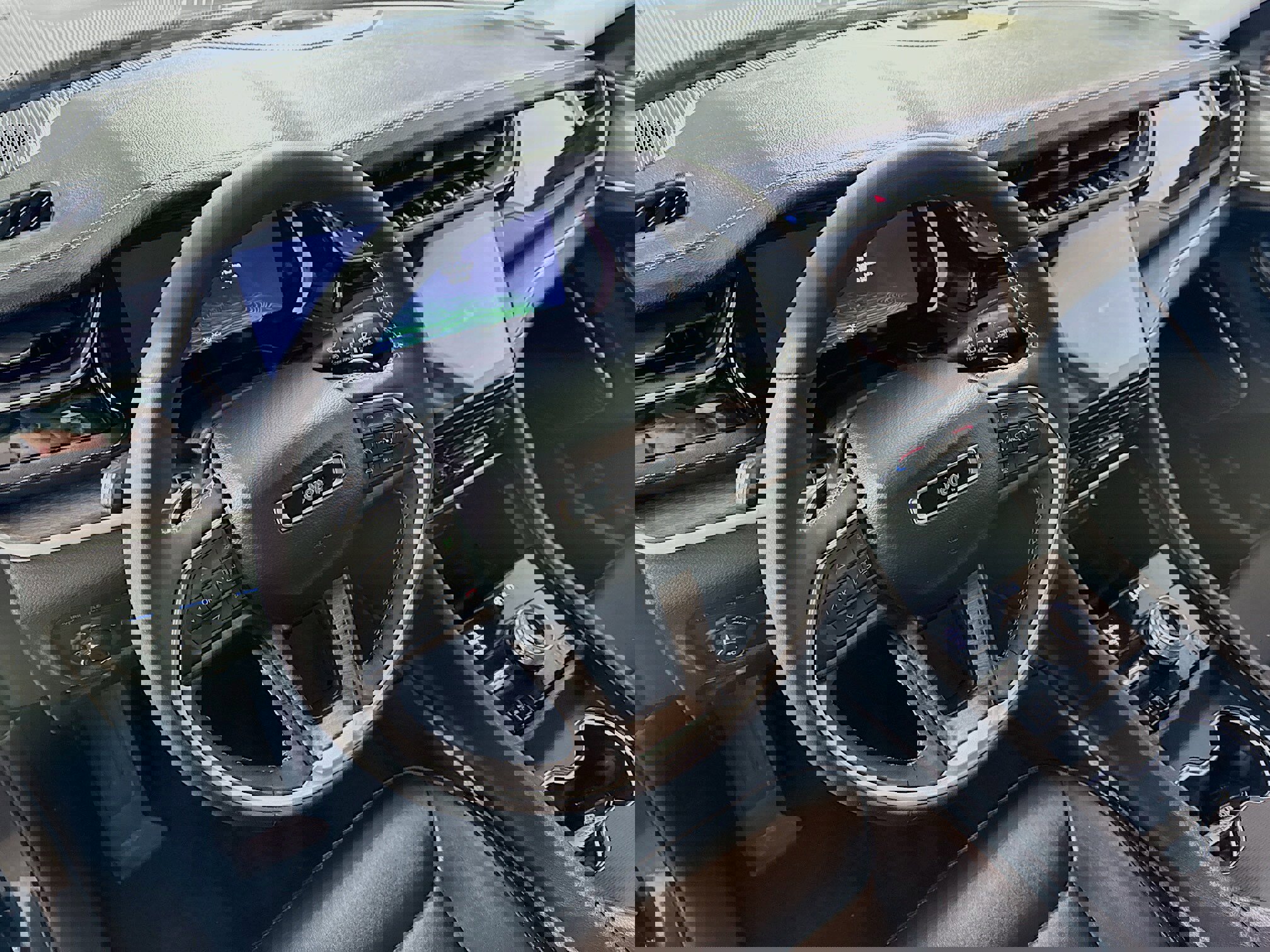 Used 2023 Jeep Grand Cherokee 4WD 4xe image 13