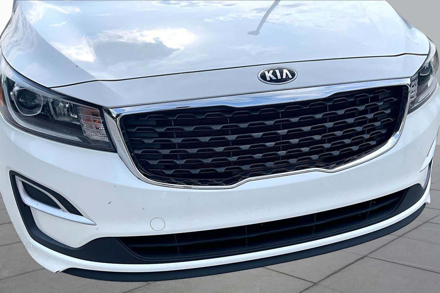 Used 2021 Kia Sedona LX FWD image 29