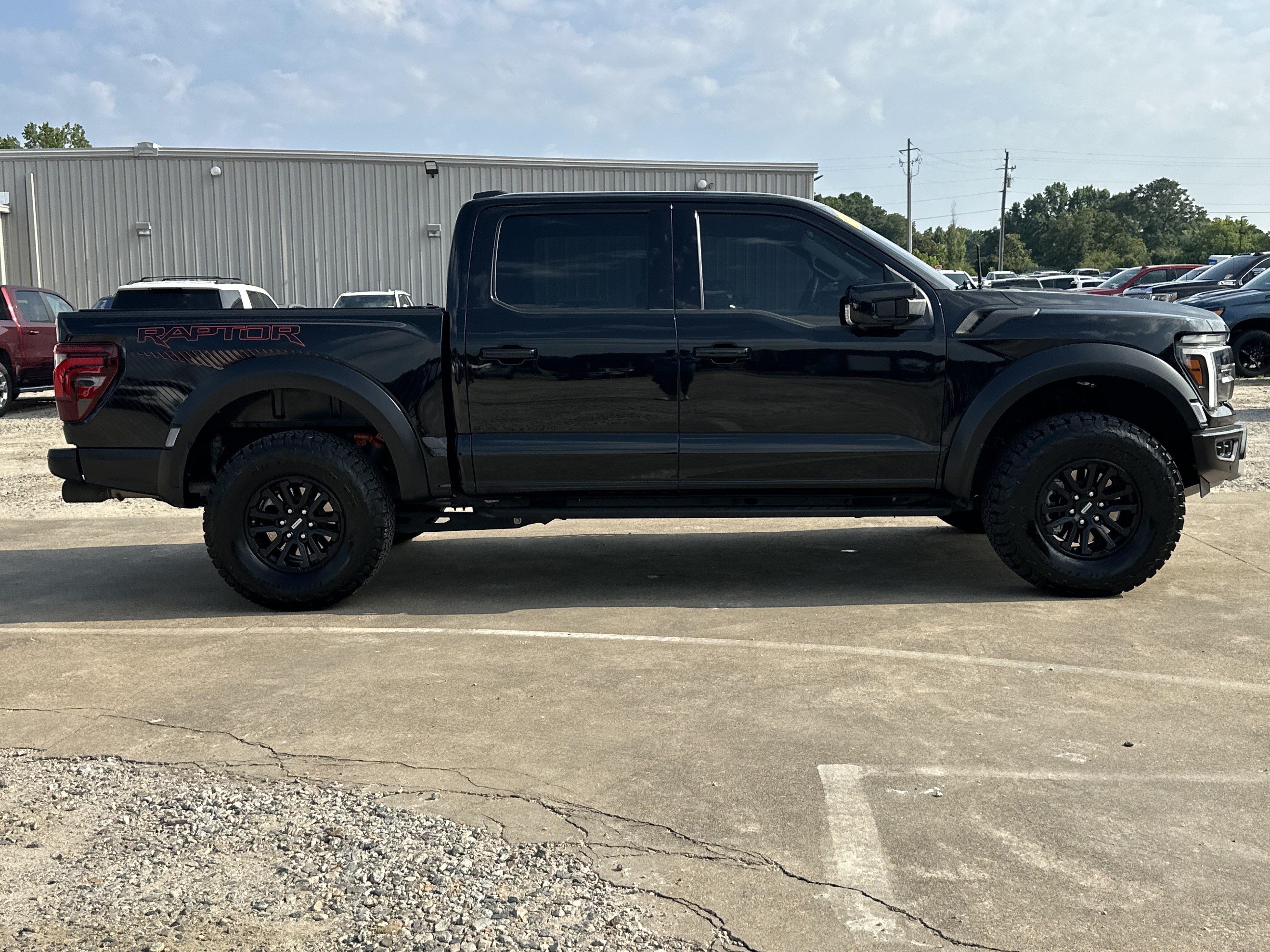 Used 2024 Ford F150 Raptor AWD/4WD image 4
