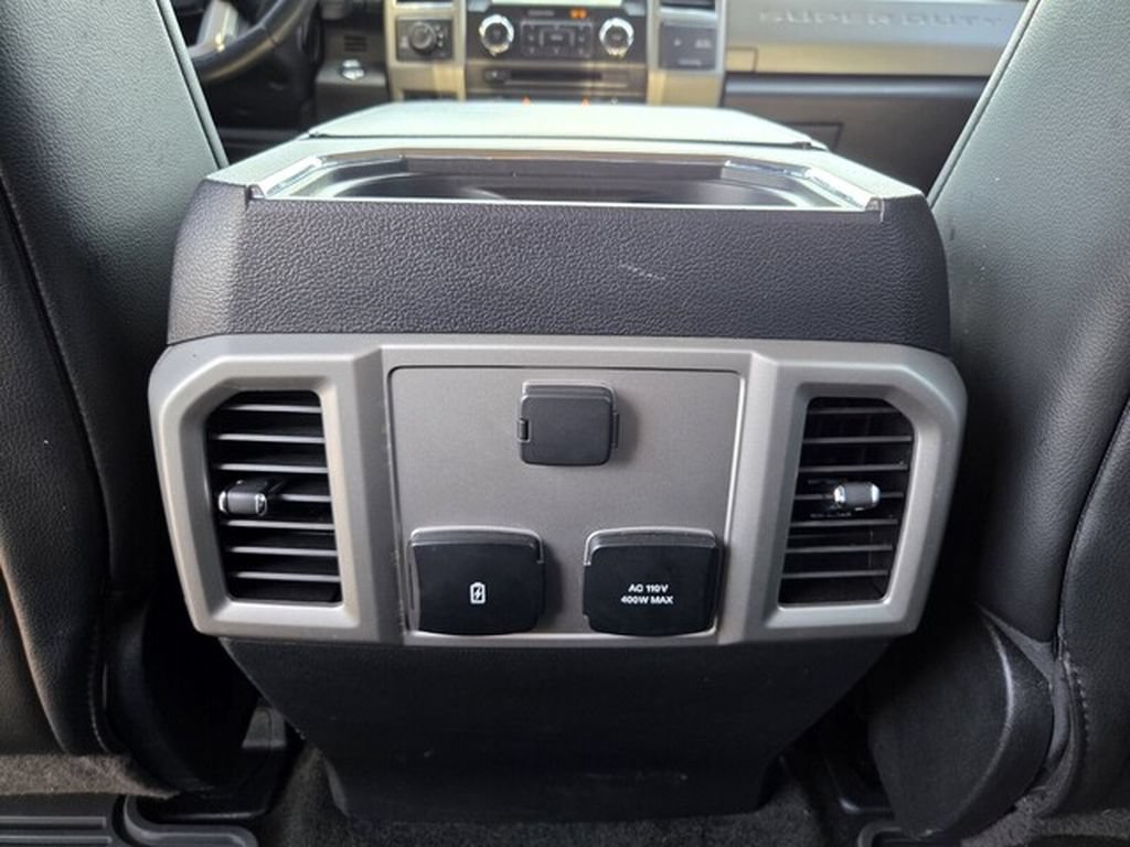 Used 2018 Ford F250 Lariat w/ Lariat Ultimate Package AWD/4WD image 15