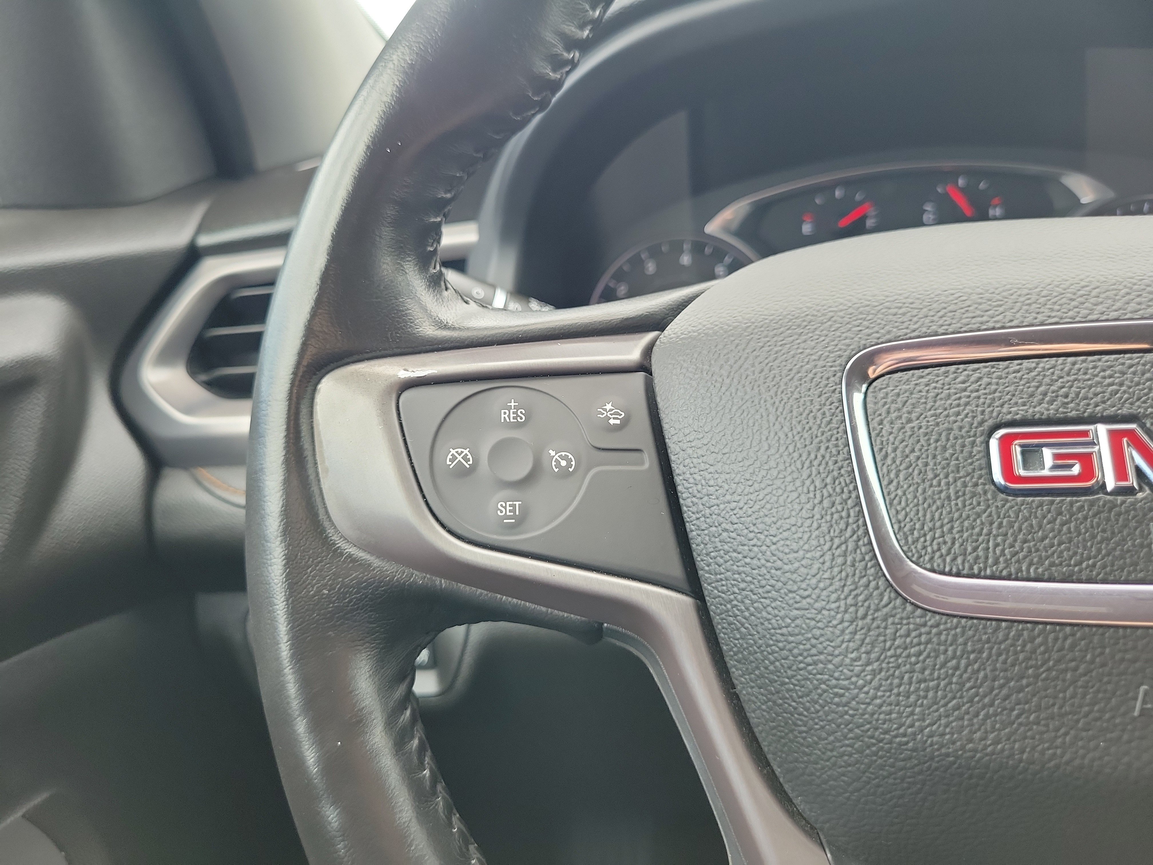 Used 2021 GMC Acadia AT4 w/ Trailering Package AWD/4WD image 21