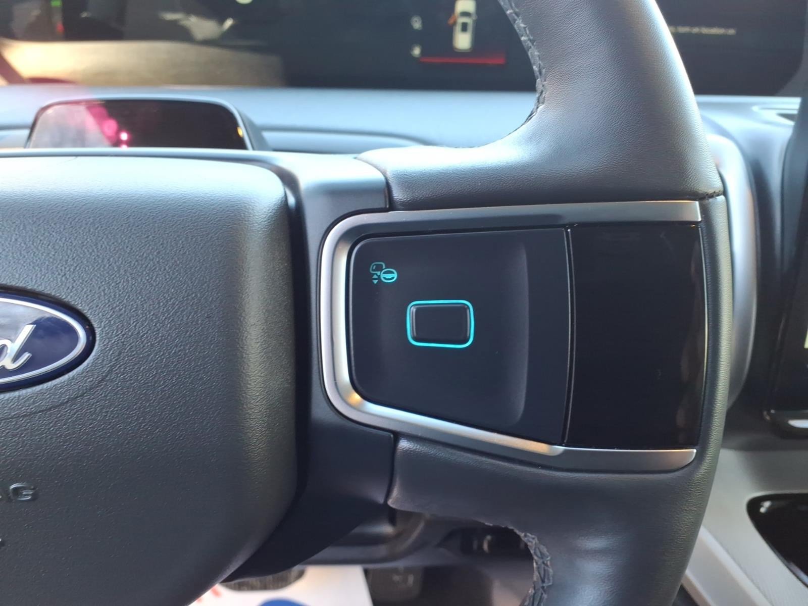 Certified 2025 Ford Expedition Max Active AWD/4WD image 11