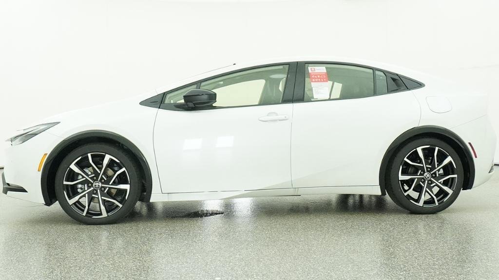 New 2026 Toyota Prius Plug-In Hybrid FWD image 20