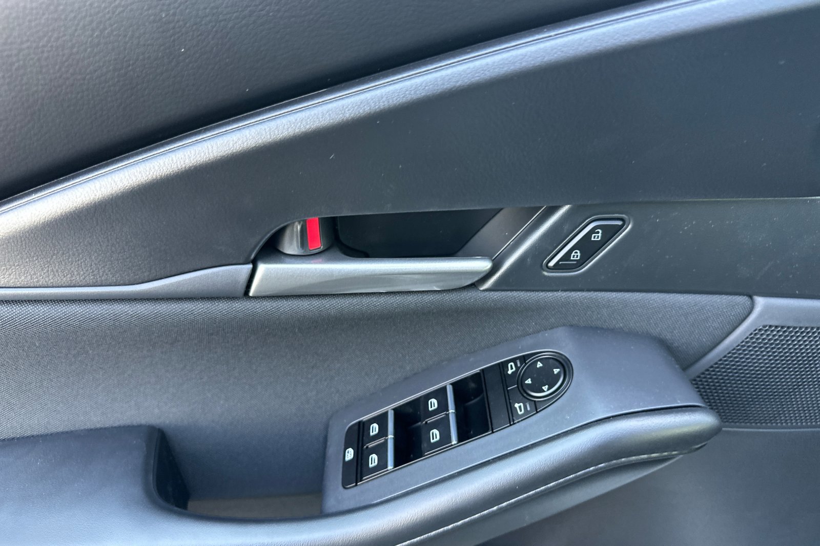 New 2026 MAZDA CX-30 AWD 2.5 S image 11